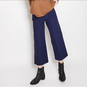 📛 SOLD! Ali Golden twill wide leg cropped pants